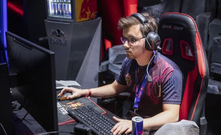 ‘1v1’ League of Legends turnuvası Red Bull Solo Q başlıyor