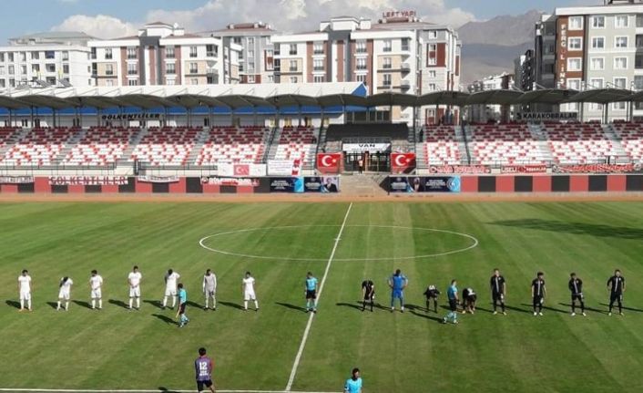 2. Lig Kırmızı Grup: Van Spor FK: 0 - Kırklarelispor: 0