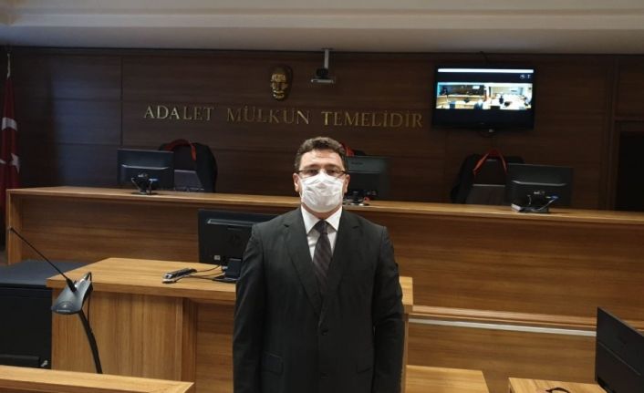 Ankara Batı Adliyesi Başsavcı Vekili Karakülah: “Vatandaşlarımızdan adliyelere gelirken mutlaka maskelerini takmalarını rica ediyoruz”