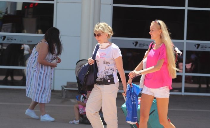 Antalya’ya 1 Ocak’tan itibaren gelen turist sayısı 1 milyon 316 bin oldu
