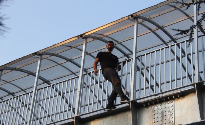 Aynı gün içerisinde ikinci kez intihara kalkıştı