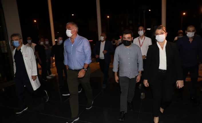 Bakan Ersoy: “Muhittin Böcek için şu anda çok riskli bir durum yok”
