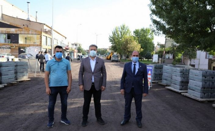 Başkan Dr. Palancıoğlu; “Danışmentgazi de yollar seri ve güvenli hale getiriliyor”
