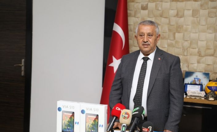 Başkan Zeybek’ten istifa eden AK Parti Afyonkarahisar İl Başkanı ile ilgili ilk yorum: