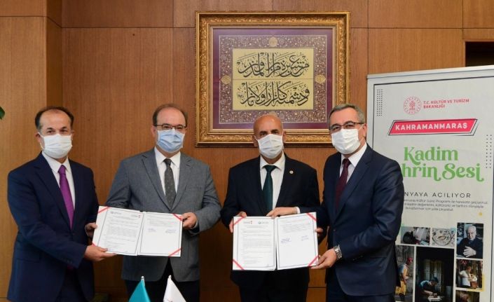 Büyükşehir Belediyesi ile Yunus Emre Enstitüsü işbirliği protokolü imzaladı
