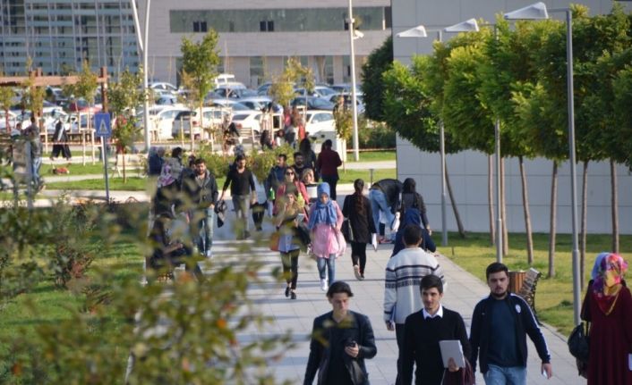 EBYÜ’de 2020-2021 eğitim-öğretim yılı güz yarıyılında uygulanacak model hakkında senato kararı