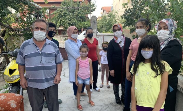 Engelli kızını döverken görüntülenen babanın komşuları konuştu: “Büyük kızını daha önce de döverek hastanelik etti”