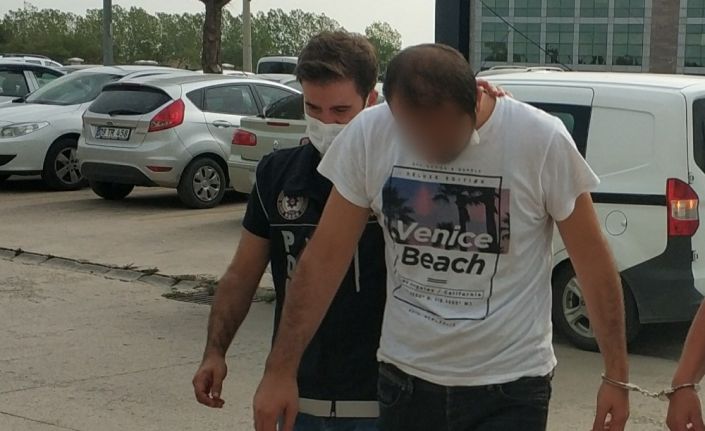 Evinde ele geçen esrarı kek ve pastaya katıp yediğini söyledi