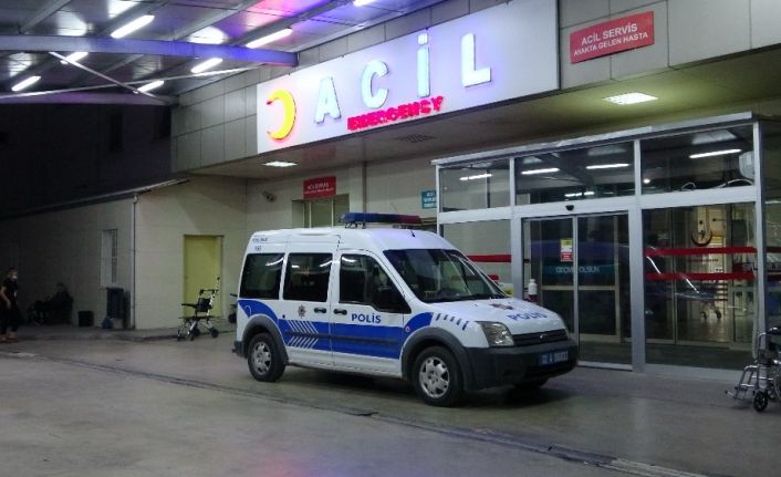 Galeriye kalaşnikoflu saldırı: 2 yaralı