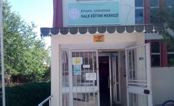 Halk Eğitim Merkezi Müdürlüğü, EBA destek noktası olarak hizmet veriyor