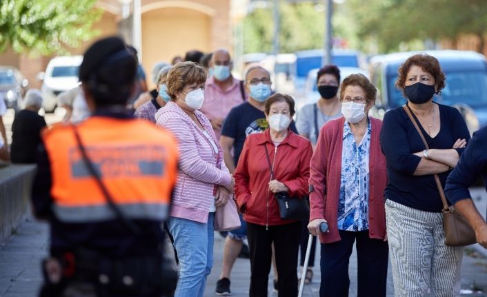 İspanya, Avrupa’da Covid-19 vaka sayısı 500 bini aşan ilk ülke oldu