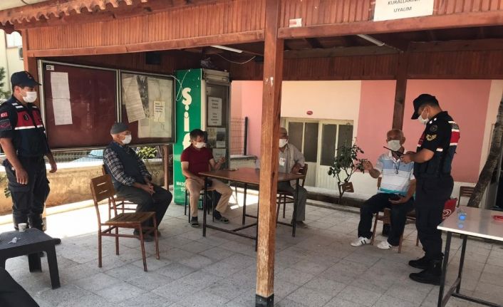 Isparta’da maske takmayan 18 kişiye toplam 16 bin 200 lira ceza