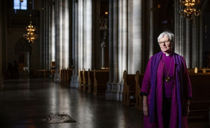 İsveç Kilisesi Başpiskoposu Jackelen’den Kuran’ı Kerim’in yakılmasına tepki