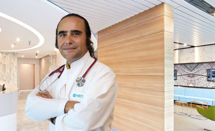 Kalp hastaları ilaçlarını aksatmamalı; ancak sıvı kaybına karşı su tüketimini artırmalı