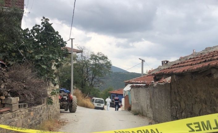 Kardeşini öldüren abla: "Taş atıp eve zorla girmeye çalışıyordu, korkutmak için ateş ettim"