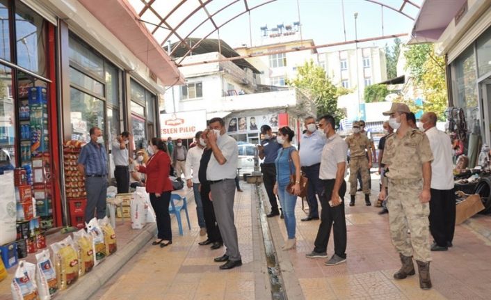 Kaymakam Demir, maske denetimi gerçekleştirdi