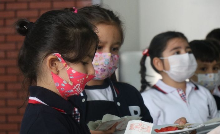 Kırşehir’de eğitim-öğretim yılı ilk günü heyecanını veliler çocukları ile yaşadı