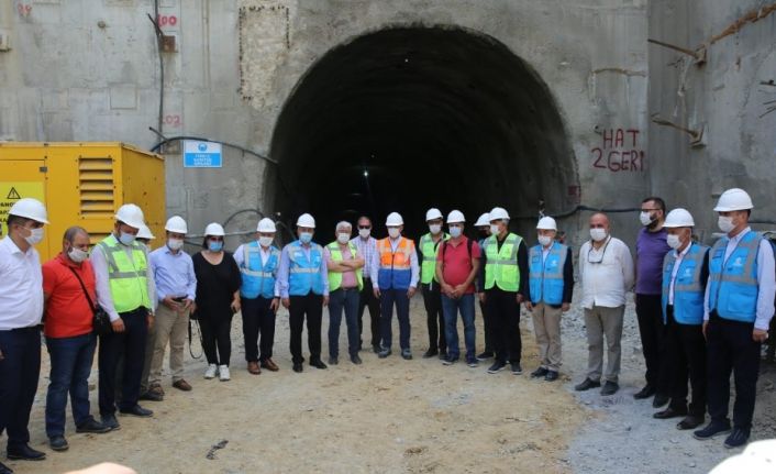 Kocaeli ile İstanbul’u birleştirecek metro hattında çalışmalar tüm hızıyla sürüyor