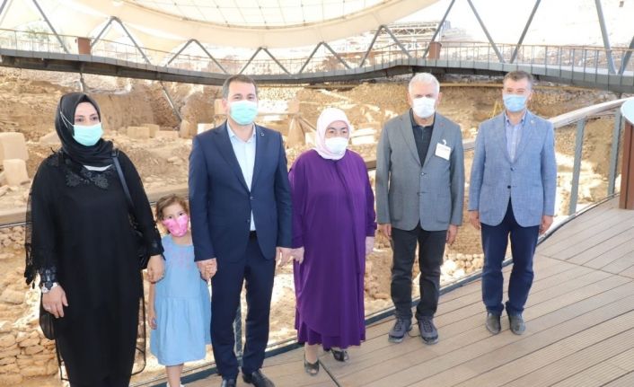Korona virüsü yenen Binali Yıldırım ve eşi Semiha Yıldırım Göbeklitepe’yi gezdi