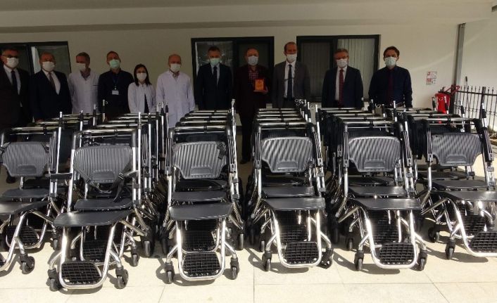 KTÜ Tıp Fakültesi Farabi Hastanesi’ne hayırsever işadamından 30 adet tekerlekli sandalye  bağışı