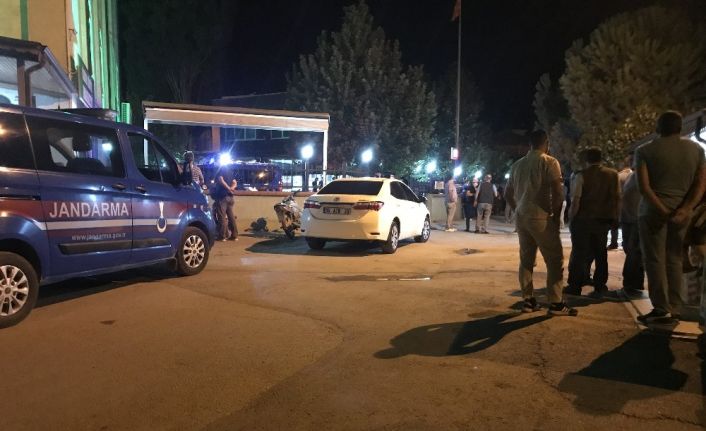 Miras kavgası yüzünden eniştesi ile 3 kişiyi vurdu 1 ölü 3 yaralı