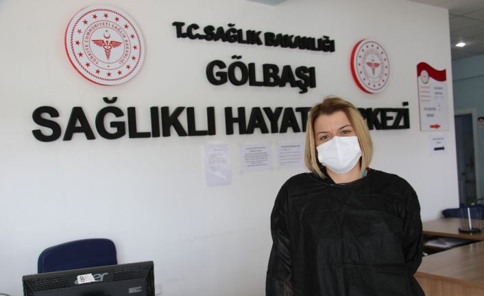 (Özel) Sağlık çalışanı korona virüsü yendikten sonra cepheye geri döndü