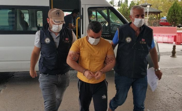 Samsun’da terör örgütü DEAŞ’a yönelik eş zamanlı düzenlenen operasyonda 6 yabancı uyruklu gözaltına alındı