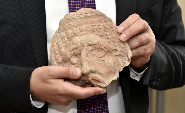 Satala Antik Kenti’ndeki kazılarda bin 500 yıllık Roma askeri zırhı bulundu
