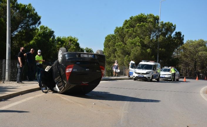 Sinop’ta takla atan otomobil ters döndü: 1 yaralı