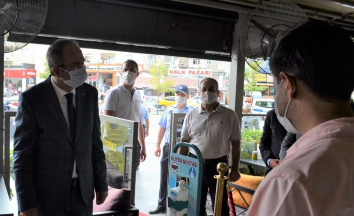 Sultanbeyli’de Covid-19 tedbirleri kapsamında Kaymakam Metin Kubilay’ın katılımıyla denetimler gerçekleştirildi