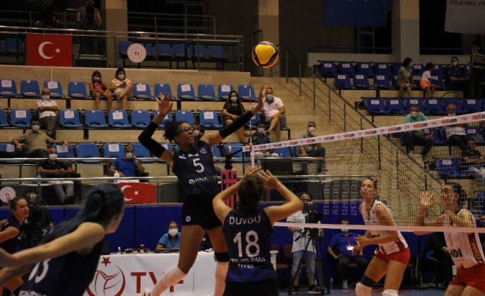 Sultanlar Ligi: Aydın Büyükşehir Belediyespor: 3 - Galatasaray HDI Sigorta: 2