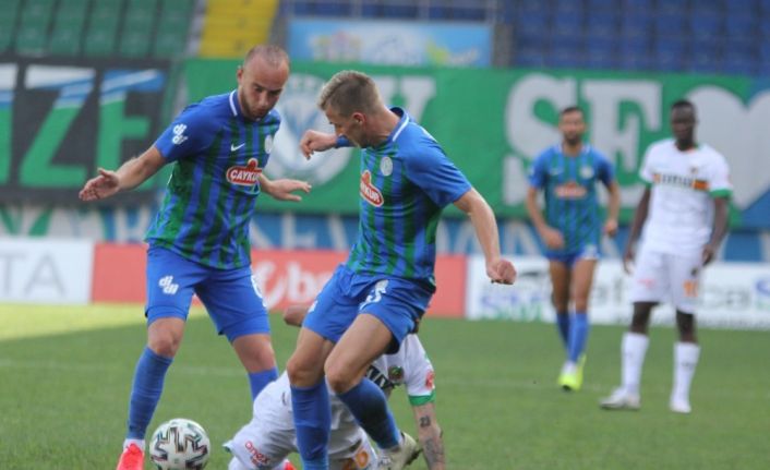 Süper Lig: Çaykur Rizespor: 1 - Aytemiz Alanyaspor: 1 (Maç sonucu)