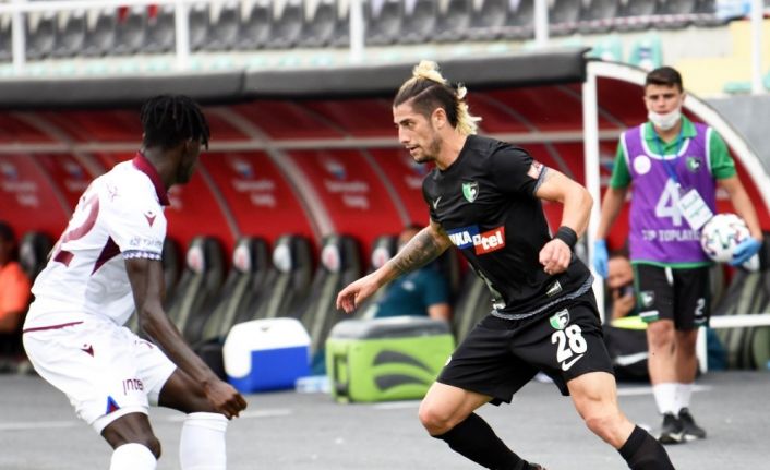 Süper Lig: Yukatel Denizlispor: 0 - Trabzonspor: 0 (İlk yarı)