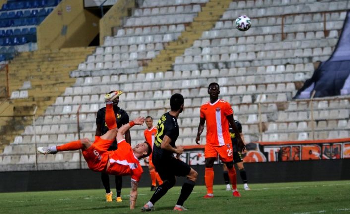 TFF 1. Lig: Adanaspor: 0 - İstanbuspor: 0 (İlk yarı sonucu)