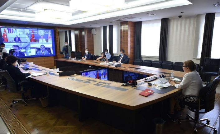 Ticaret Bakanı Pekcan, Kazakistan Sanal Genel Ticaret Heyeti programına video konferans yöntemiyle katıldı