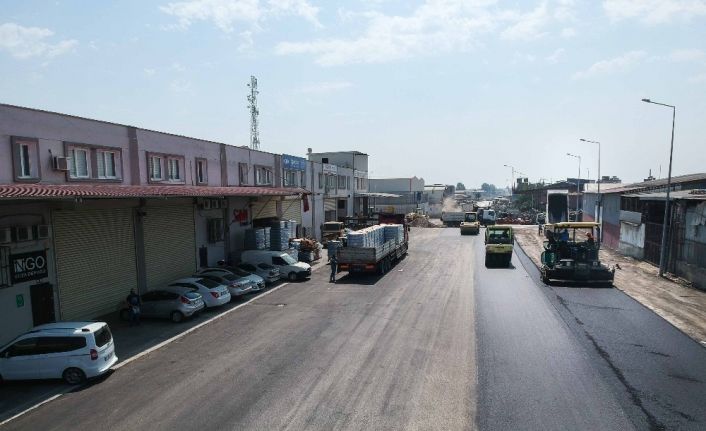 Traktörcüler Sitesi yolu ve Metal Sanayi Sitesi’nin yolları asfalta kavuştu