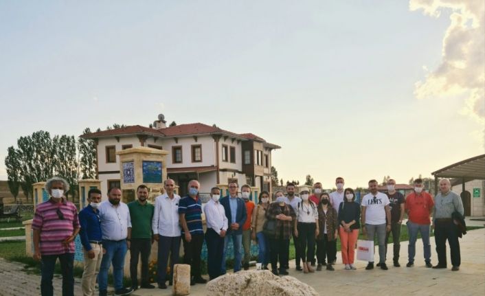 TÜRSAB Doğu Karadeniz Bölge Temsil Kurulu Başkanı Kantarcı ve beraberindeki acenta yetkililerinden Bayburt’a ziyaret