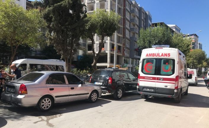 Üç aracın karıştığı zincirlemeli trafik kazasında 1’i bebek 2 kişi yaralandı