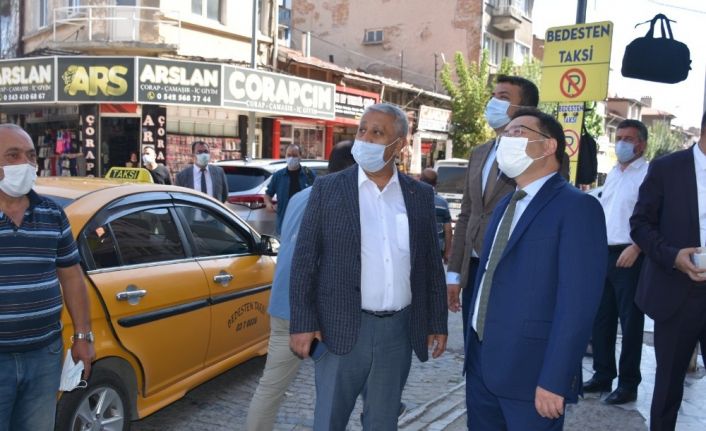 Vali Çiçek: “Korona bulaşma anına baktığımızda yüzde 70-80 düğün kaynaklı olduğunu görüyoruz”