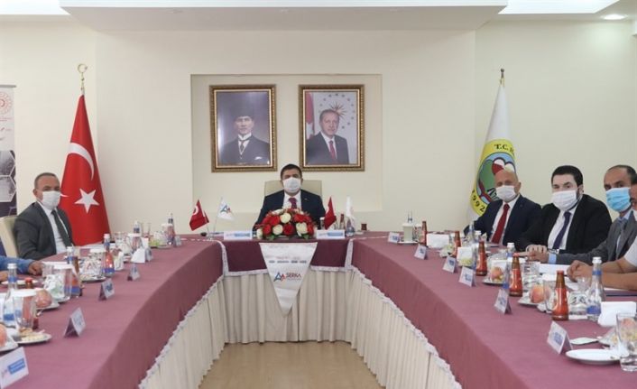 Vali Hüseyin Öner, Serhat Kalkınma Ajansı’nın 75. olağan yönetim kurulu toplantısına katıldı