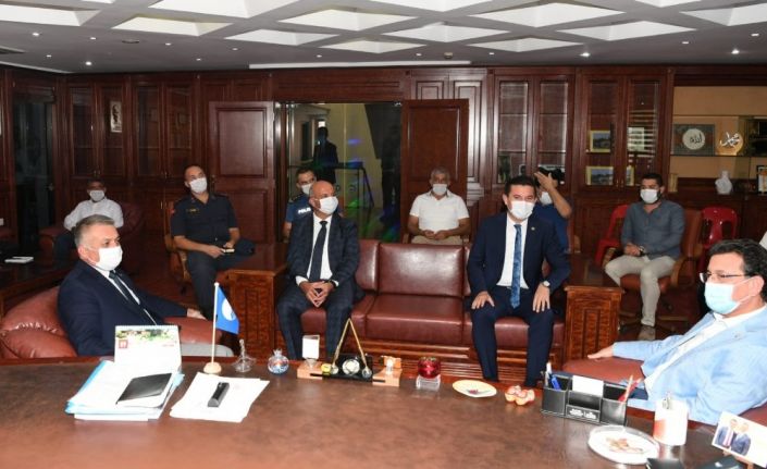 Vali Yazıcı: "Asli görevimizin vatandaşlarımıza en iyi hizmeti vermek olduğunu unutmayalım"