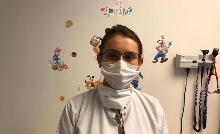 Yrd. Doç. Dr. Emel Ünsür: “Çocuklara okulda temas kurmadan oynayacakları oyunlar oynatılmalı”