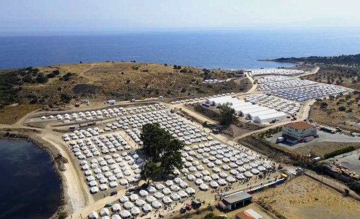 Yunanistan’daki mülteci kampında 243 kişide Covid-19 tespit edildi