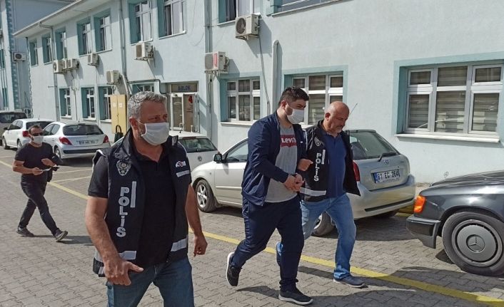 128 yakalama kararı, 50 yıl hapis cezası olan dolandırıcı, Düzce’de yakalandı