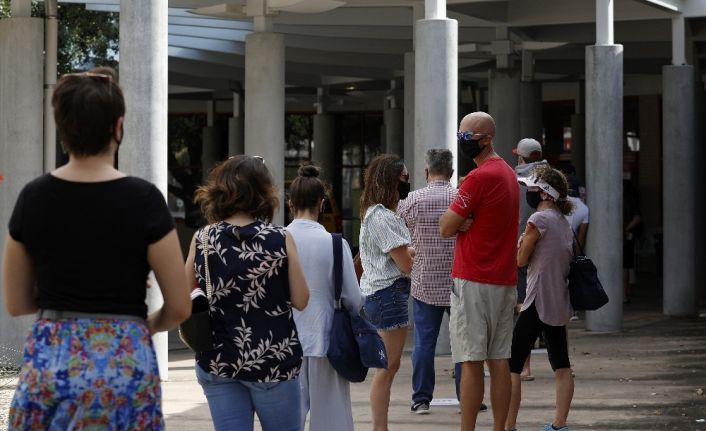 ABD başkanlık seçimleri için şu ana kadar yaklaşık 20 milyon kişi oy kullandı