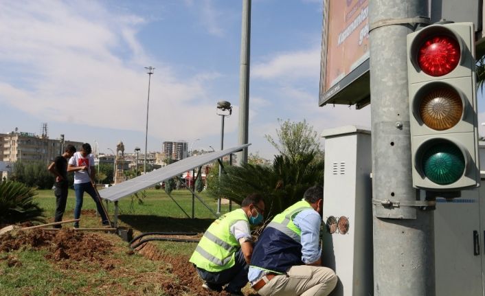 Abide kavşağına güneş enerjili kesintisiz enerji