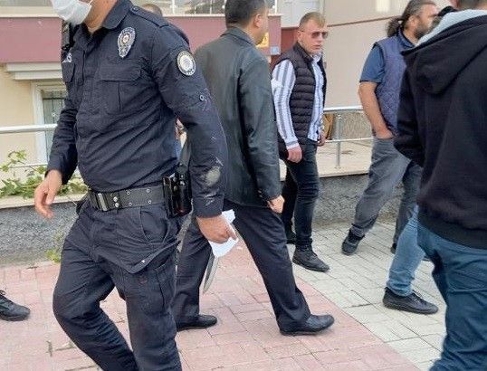 Afyonkarahisar’da yol verme kavgası kanlı bitti