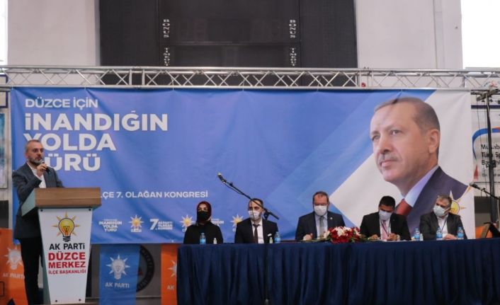 AK Parti Genel Başkan Yardımcısı Kandemir: “Türkiye’de uyku taklidi yapıp milletin duygularını görmeyen siyasetçiler var”