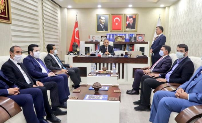 AK Parti Genel Başkan Yardımcısı Özhaseki, İl Başkanlığı ve Belediyeyi ziyaret etti