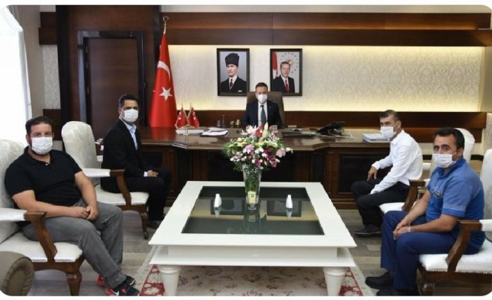 Aydın Arıcılar Birliği sektörde yaşanan sıkıntılar hakkında Vali Aksoy’u bilgilendirdi